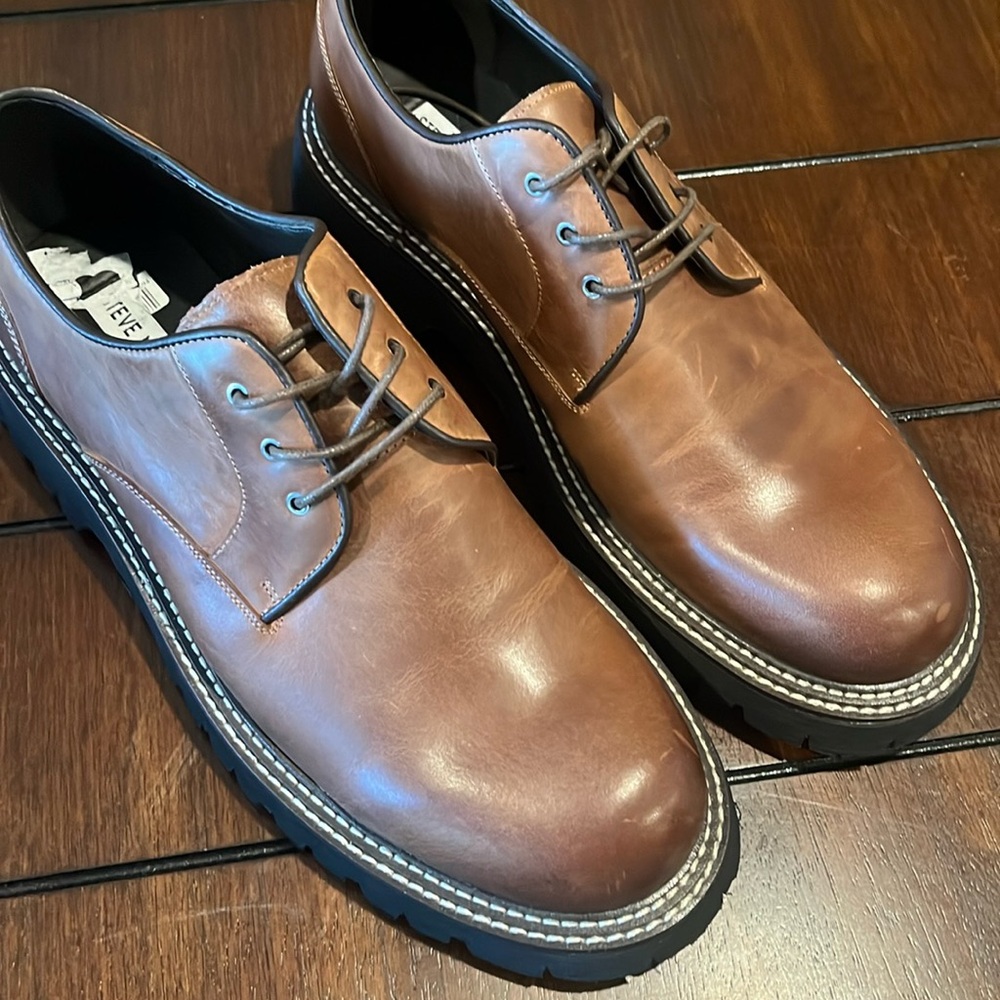 NWOT Steve Madden Brown Dress Shoes
